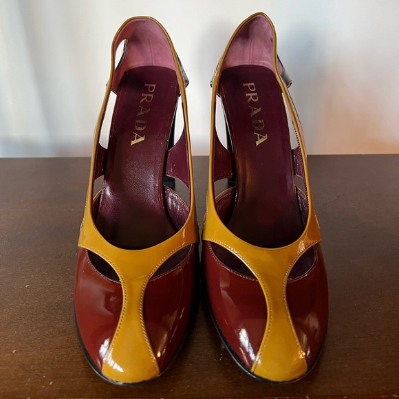 NWT Prada Patent Leather Colorblock Pattern Pumps - Picture 1 of 11
